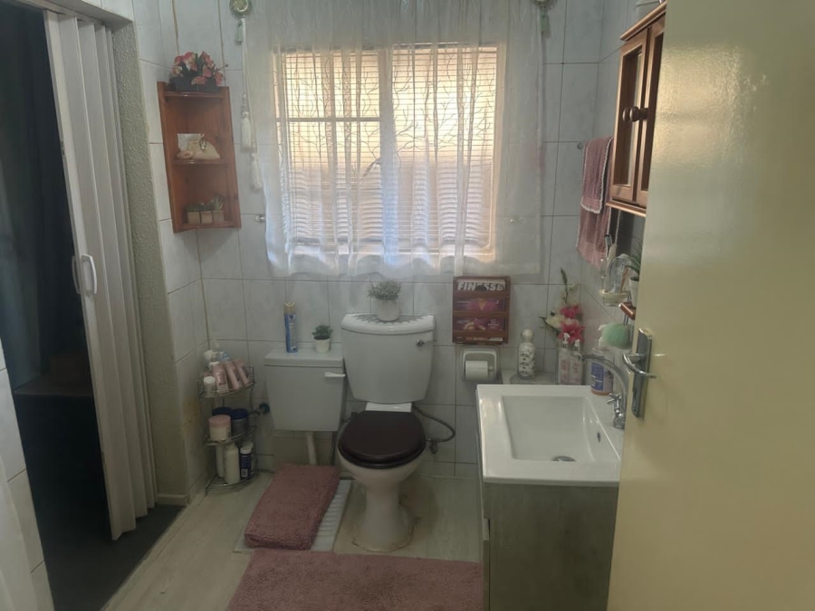 3 Bedroom Property for Sale in Safari Gardens North West